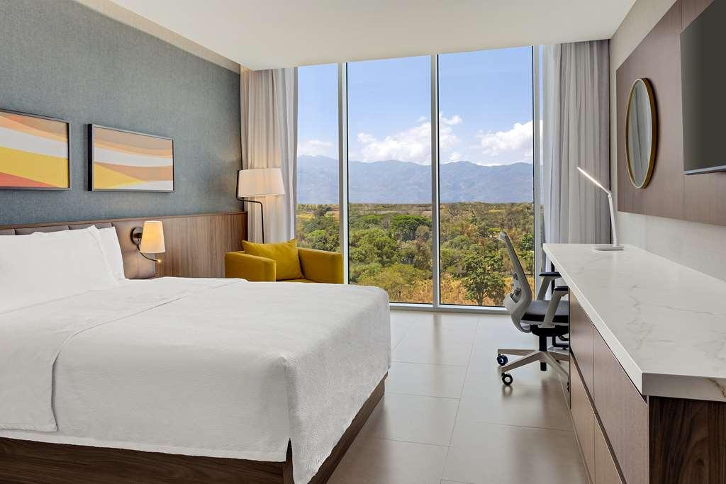 Hilton Garden Inn San Jose Airport City Mall Алахуела Номер фото